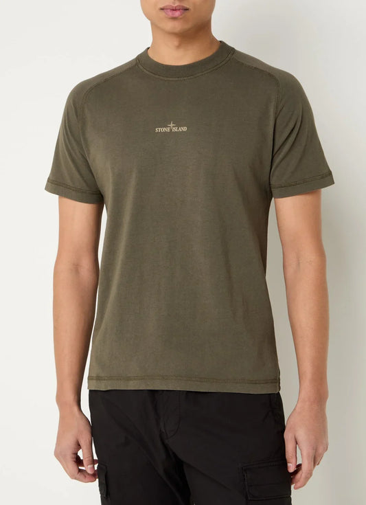 Stone Island S0080 T-shirt met logo- en backprint